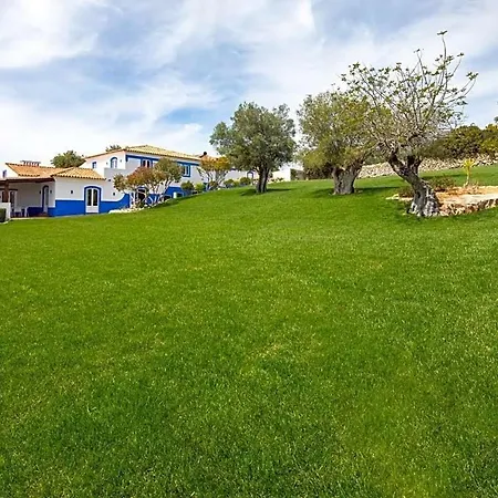Sleeps 10 Pool Air Con Wifi *