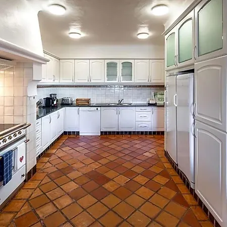Sleeps 10 Pool Air Con Wifi * Boliqueime