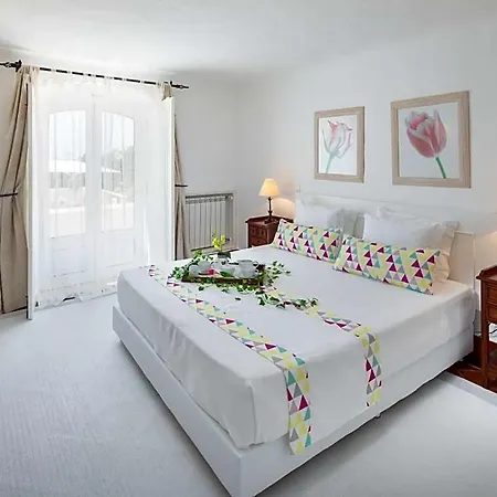 Sleeps 10 Pool Air Con Wifi Boliqueime