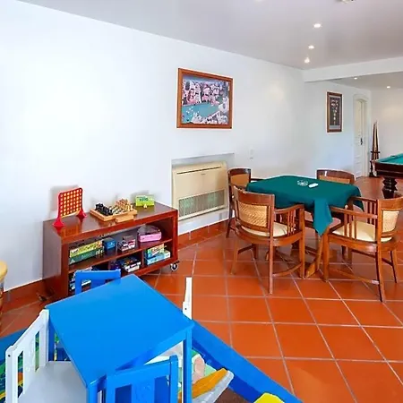 Sleeps 10 Pool Air Con Wifi Villa *